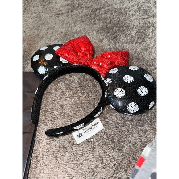 Disney bundle - Picture 2 of 5